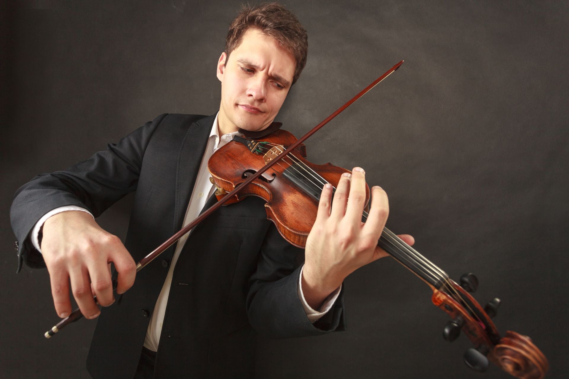 The Art and Science of Making and Choosing a Violin Bow