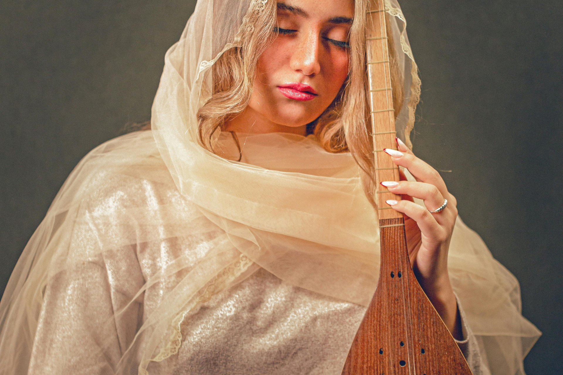 The Cultural Significance of Persian Instruments in Modern Music