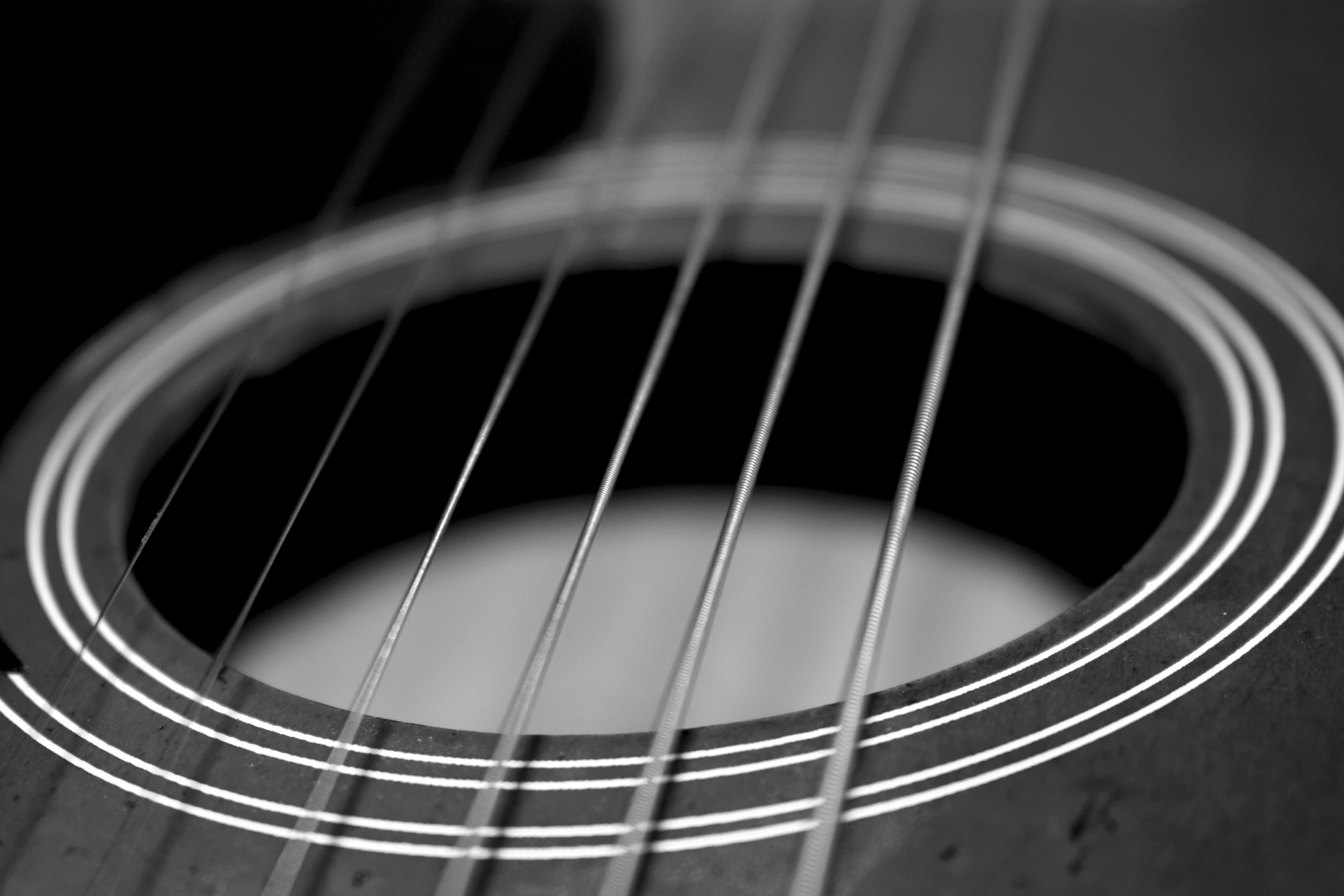 How to Choose the Right Guitar Strings