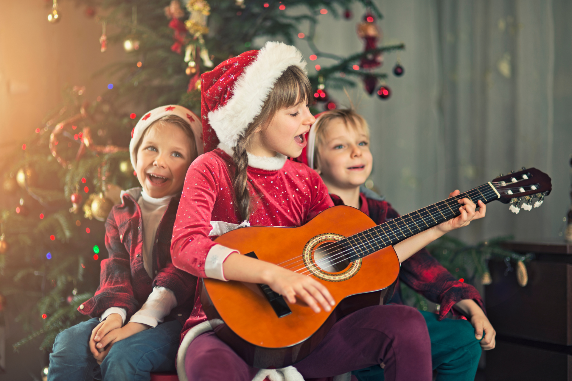 Top Christmas Songs That Sound Amazing on Guitar